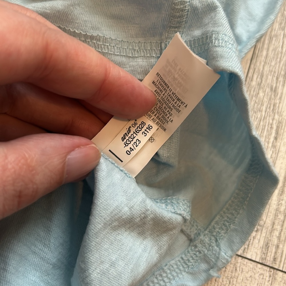 Aerie Gray Graphic Tee - Short Sleeve - Picture 5 of 5